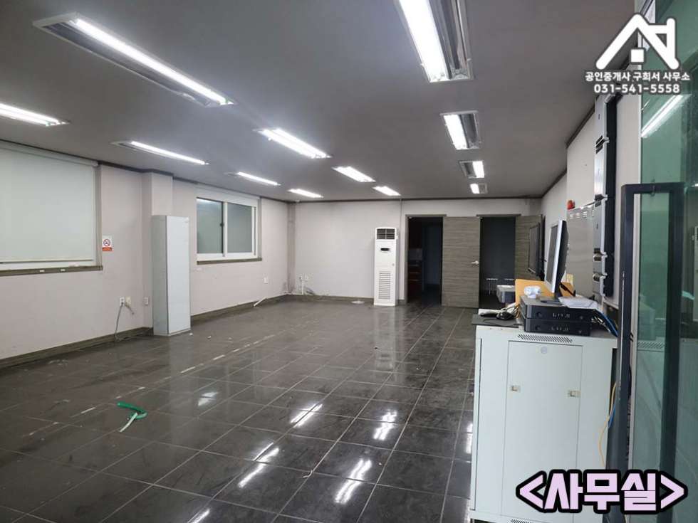 경기 포천시 소흘읍 무봉리 [냉장,냉동 보관창고 (공장) 임대] 포천시 소흘읍 무봉리 / 교통편리 / 건물 236PY+가설 200PY / 내부렉설치 / 월세 매물번호 10291 사진 9